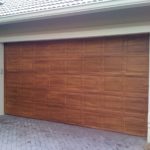 Buyers Guide for the Best Paint for Garage Doors