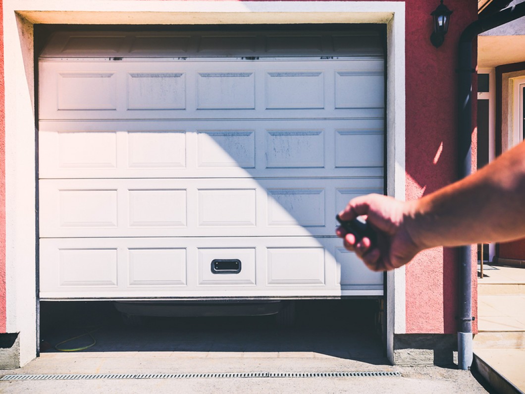 how to choose garage door opener