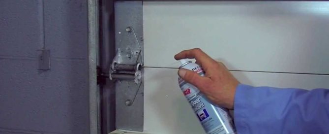 how to lubricate garage doors