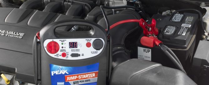 8 Best Car Battery Jump Starter Reviews