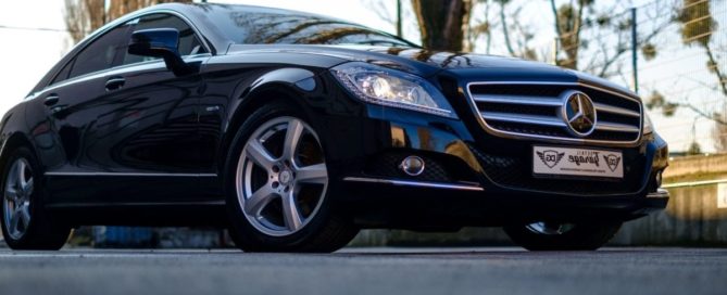 Best Car Wax for Black Cars Review 2020