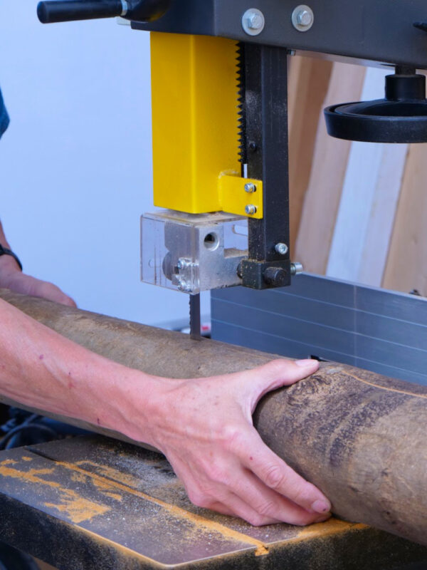 What to pay attention to when choosing your 14 Inch bandsaw