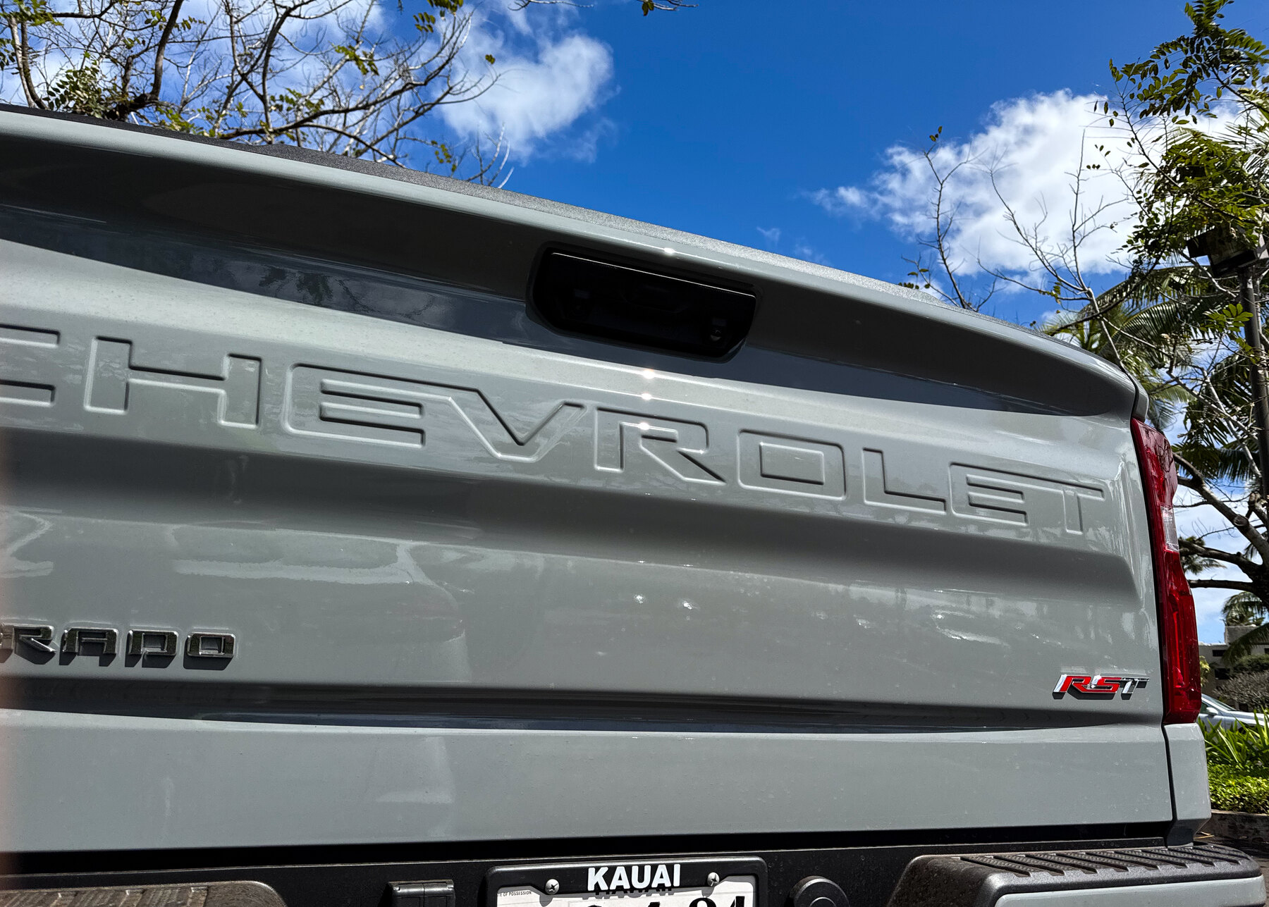 Chevrolet Silverado pickup truck used as a GM running-board fitment reference